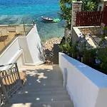 Greek House Complex A7